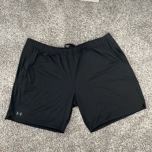 Men's Under Armour Training Shorts - Black - Size 5XL - Side Pockets NWT